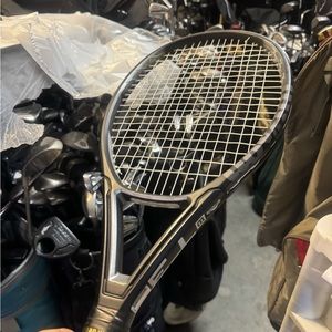 Wilson T3 Tennis Racquet
Plus carry bag 
4 1/2